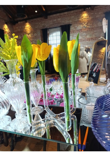 Quadra 4 Kollu El Yapımı Üfleme Cam Vazo – Şeffaf