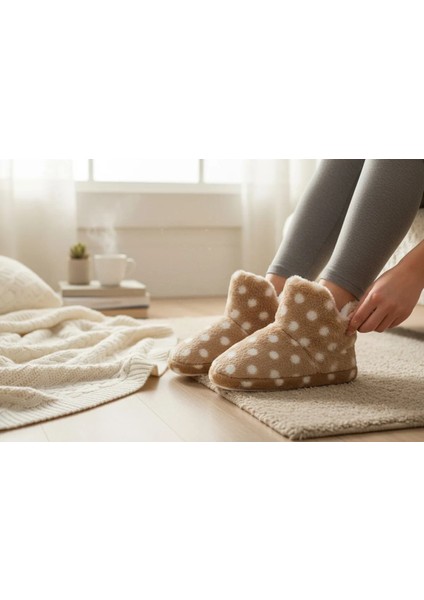 Kadın Ev Botu Panduf Ev Pandufu