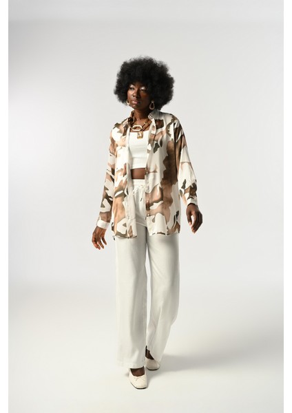 Kadın Karışık Desenli Oversize Kesim Gömlek fırsatları