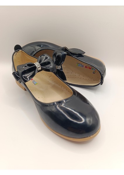 Kız Çocuk Rugan Kaydırmaz Taban Babet