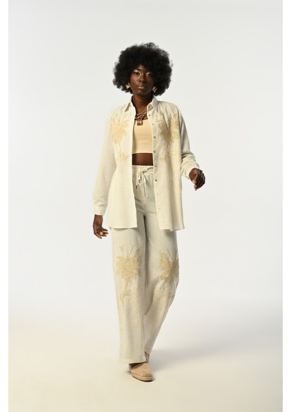 Kadın Önü Nakış Işlemeli Natur Renk Oversize Gömlek fırsatları