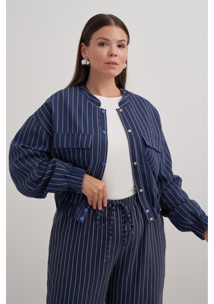 Astarlı Crop Çizgili Bomber Ceket