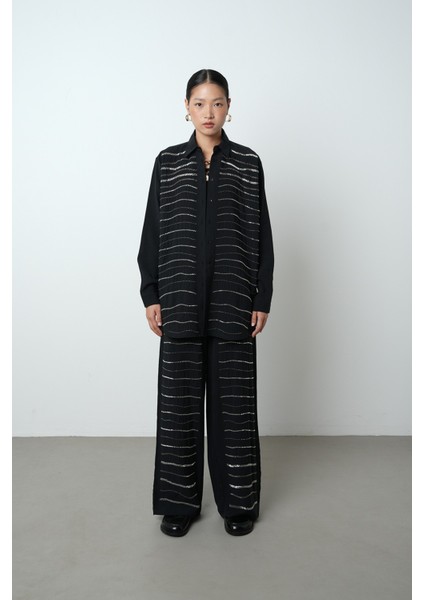 Kadın Yatay Şerit Taş Işlemeli Düz Renk Oversize Gömlek fırsatları