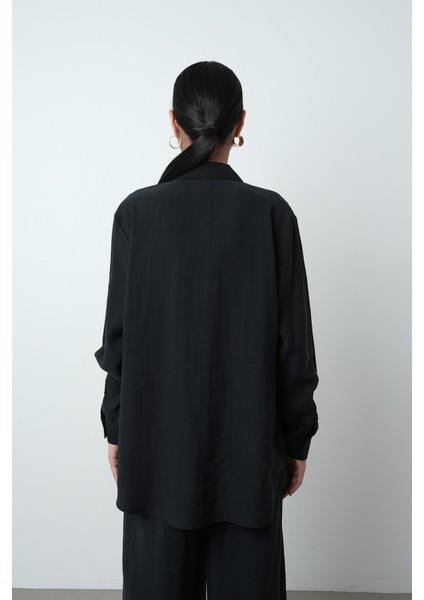 Kadın Yatay Şerit Taş Işlemeli Düz Renk Oversize Gömlek indirimleri