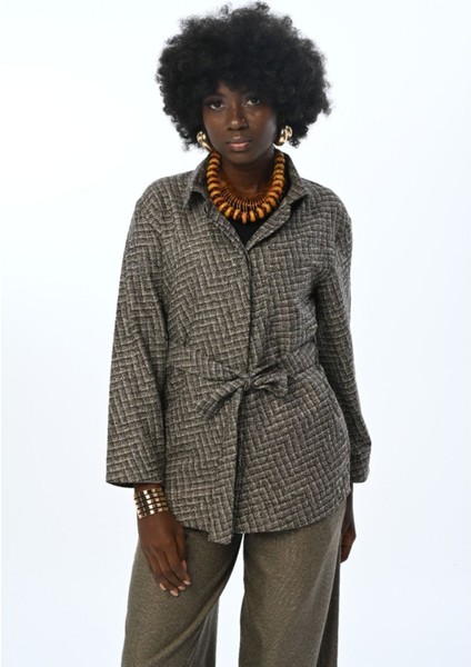 Kadın Karışık Desenli Cepli Kuşaklı Gömlek