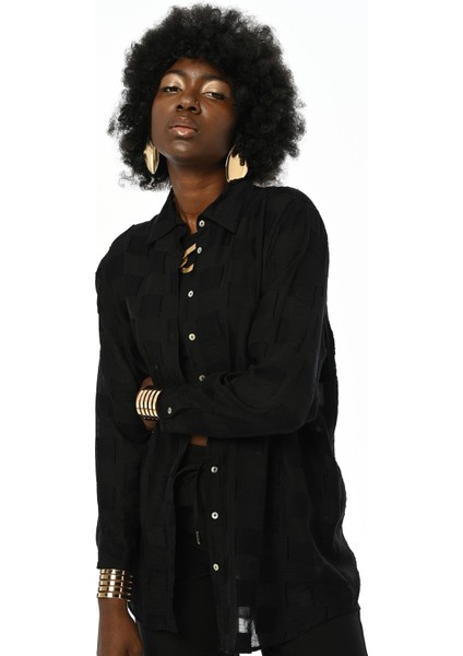 Kadın Siyah Renk Ince Kumaş Damalı Oversize Kesim Gömlek modelleri