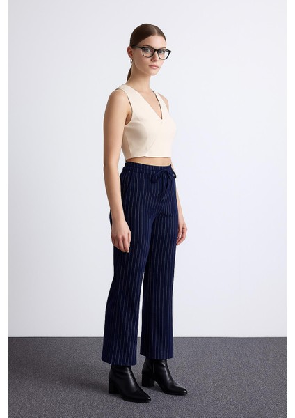 Esnek Yüksek Bel Geniş Paça Çizgili Pantolon Lacivert fiyatları