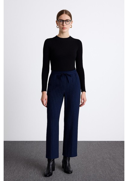 Esnek Yüksek Bel Geniş Paça Çizgili Pantolon Lacivert modelleri