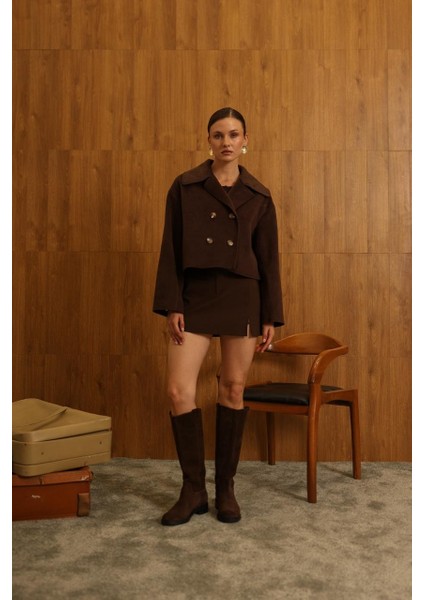 Kadın Çikolata Kahve Crop Kısa Ceket Çift Düğmeli Kışlık Kaşe Ceket Büyük Yakalı fiyatları