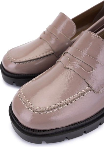 Kadın Hakiki Deri Bej Rugan Topuklu Ayakkabı 1161 529 Bn Ayk SK25-26 Nude Krsk Rgn modelleri