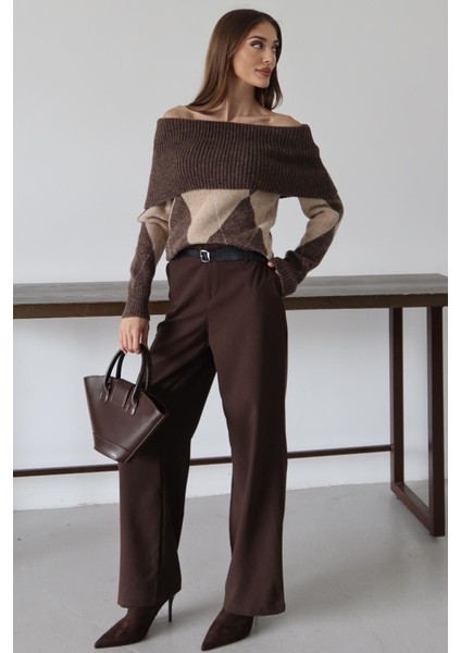 Kayık Yaka Baklava Desenli Soft Triko Kazak Kahve 8282
