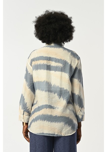 Kadın Desenli Yandan Bağlama Detaylı Gömlek indirimleri