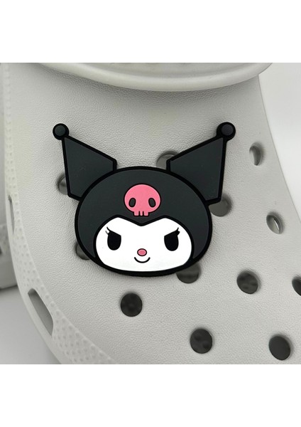 Terlik Süsü ve Aksesuarı , Çanta Süsü – Jibbitz 3D Dev Boy Kuromii Logo Aksesuar