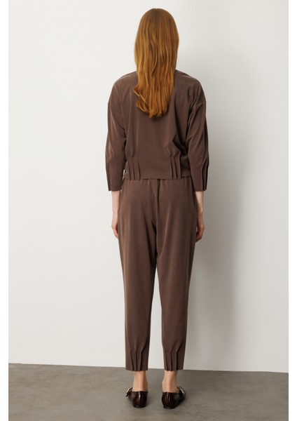 Kadın Beli Lastikli Paçası Dikişli Pantolon 64409 Kahverengi fırsatları