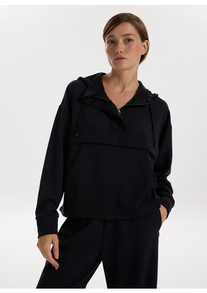 Kapüşon Yaka Düz Siyah Kadın Sweatshırt F5WL-SWT0407