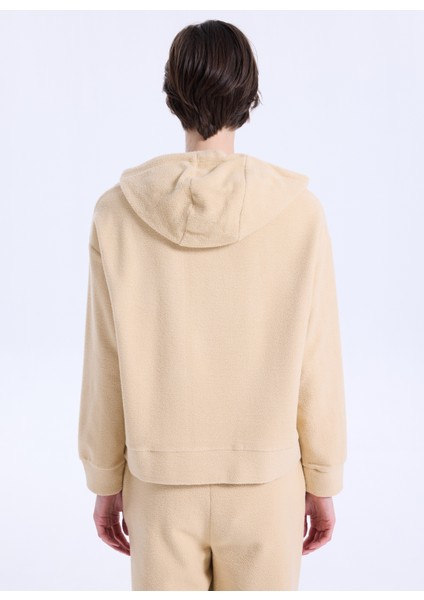 D5WL-SWT3505 Açık Bej Kapüşon Yaka Relaxed Nakışlı Kadın Sweatshırt indirimleri