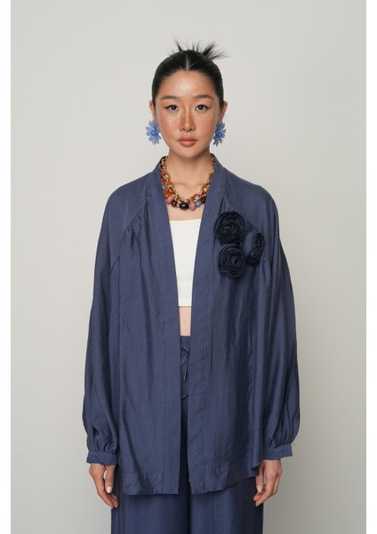 Kadın Gül Detaylı Düz Renk Oversize Kesim Kimono