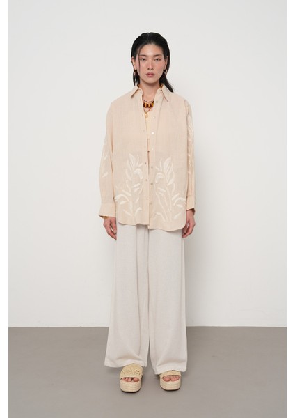 Kadın Açık Bej Dal Şekilli Nakış Işlemeli Gömlek modelleri