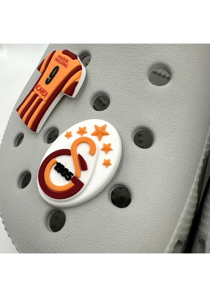 Terlik Süsü ve Aksesuarı – Jibbitz 3D Sarı Kırmızı M.icard 9 No Forma Beyaz 5 Yıldız Set modelleri