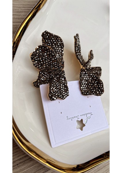 a Gümüş Işıltılı Yaprak Küpe fiyatları