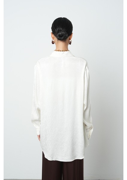 Kadın Ekru Renk Karışık Desenli Oversize Kesim Gömlek indirimleri