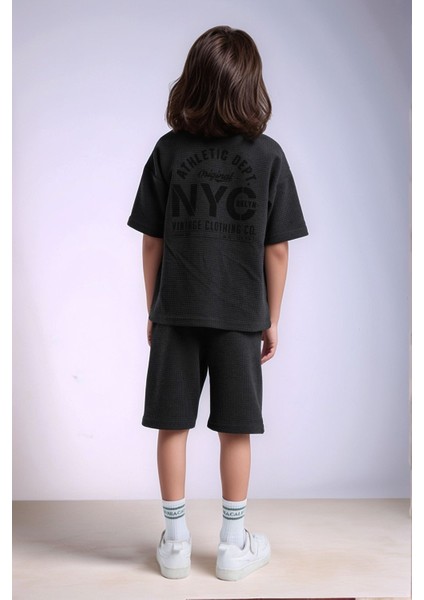 Erkek Çocuk Giyim Oversize T-Shirt & Şort Ikili Takım LL.P01.O2.L01.003 fırsatları