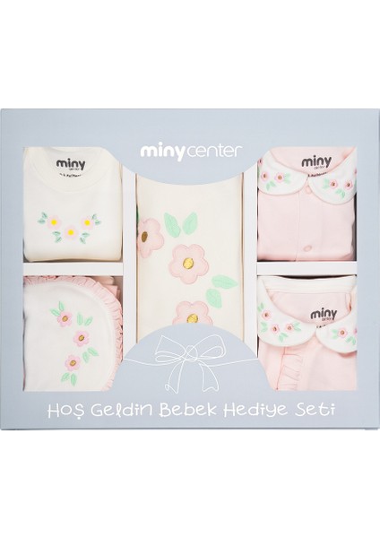 Kız Bebek Hastane Çıkışı