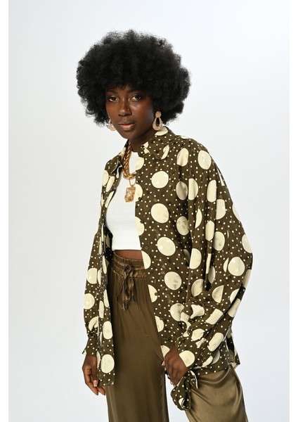 Kadın Haki Renk Kolları Bağlamalı Puantiye Desenli Oversize Kesim Gömlek fiyatları