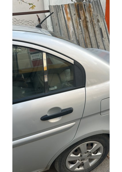 Hyundai Accent Era Kapı Direği Krom Paslanmaz Çelik 2 Parça Cam Direk indirimleri