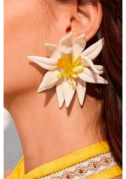 Beyaz Çiçek Küpe - Beyaz