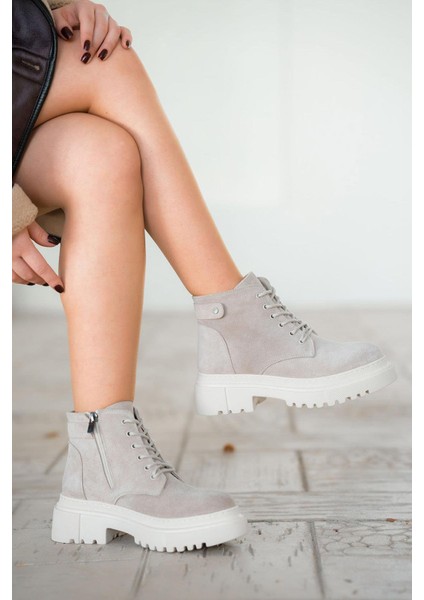 Farber Kadın Hakiki Süet Deri Taşlı Bot Bej