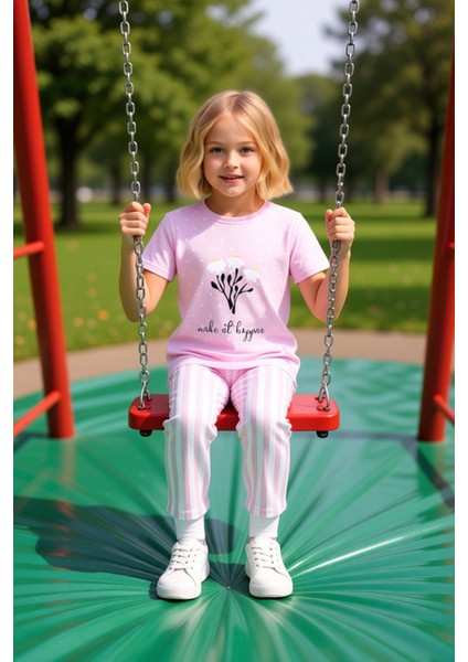 Çocuk Pijama Takımı Kızlar Için Çiçekli Üst ve Çizgili Alt Kombinasyonu Kaliteli Şık Rahat