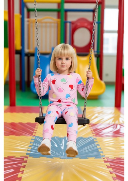 Kız Çocuk Pamuk Polyester Örme Kalp Desenli Pijama Takımı Kaliteli Şık Rahat Günlük modelleri