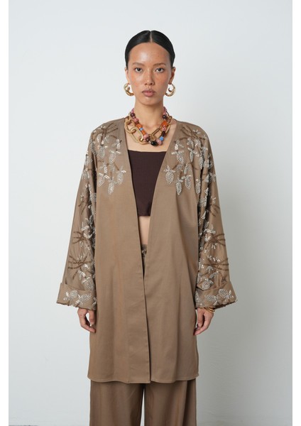 Kadın Yakası ve Kolları Boncuk Işlemeli Oversize Uzun Kimono