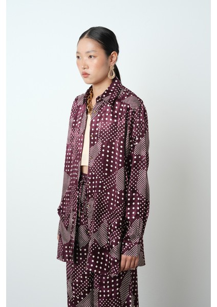 Kadın Bordo Renk Puantiye Desenli Oversize Kesim Gömlek fiyatları