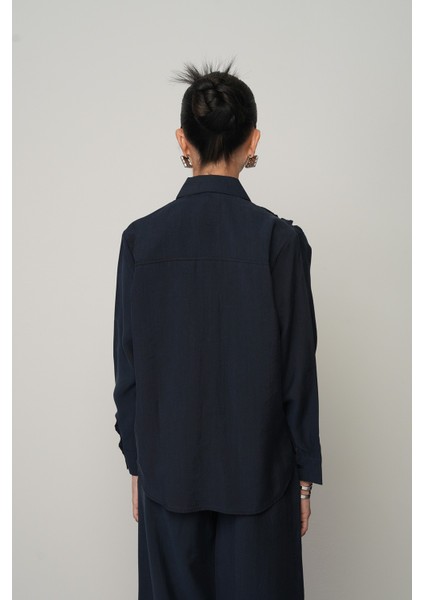 Kadın Önü Gül Işlemeli Düz Renk Gömlek indirimleri