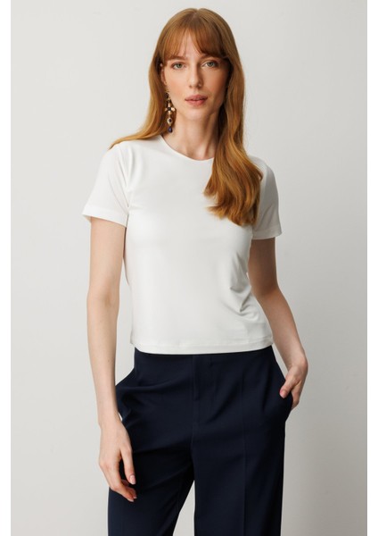 Kadın Sıfır Yaka Kısa Kol Basic Bluz 61334 Ekru