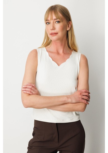 Kadın Dilim Yaka Simli Bluz 61389 Ekru fiyatları