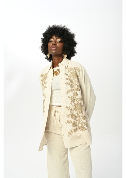 Kadın Nakışlı Natur Oversize Kesim Gömlek