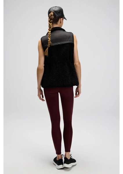 Logolu Regular Fit Dik Yaka Polar Yelek Bayan Yelek EF545 fırsatları