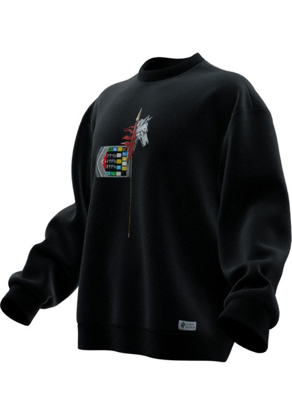 Kurt Başlı Tuğ Tasarımlı Rahat Kalıp Unisex Sweatshirt fiyatları