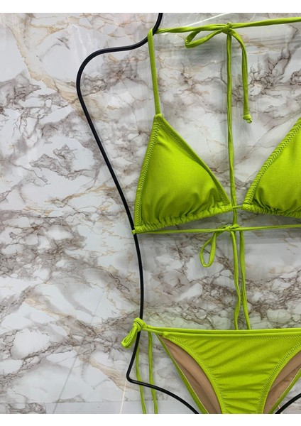 Kadın Likralı Yandan Boyundan Bağlamalı Şık Ipli Üçgen Bikini Takım indirimleri
