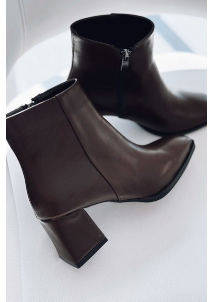 Prilon Kadın Topuklu Bot Acıkahve Mat Deri