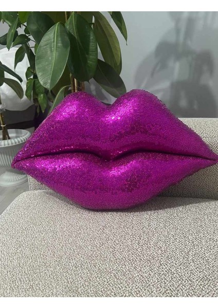 Payetli Dudak Yastık 48 X34