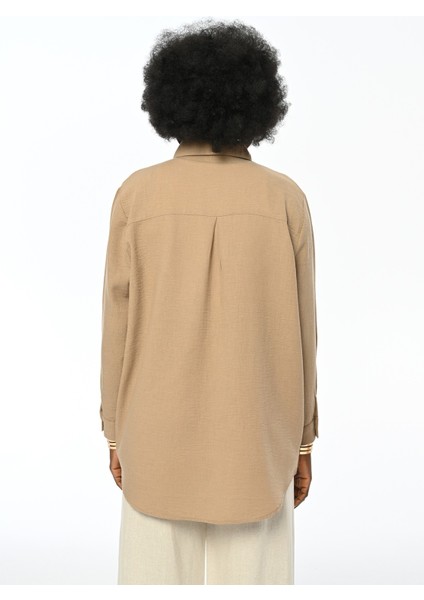 Kadın Önü Çiçek Nakış Işlemeli Düz Renk Gömlek