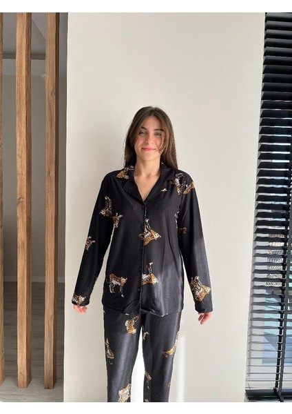 Leopar Siyah Kadın Pijama Takımı