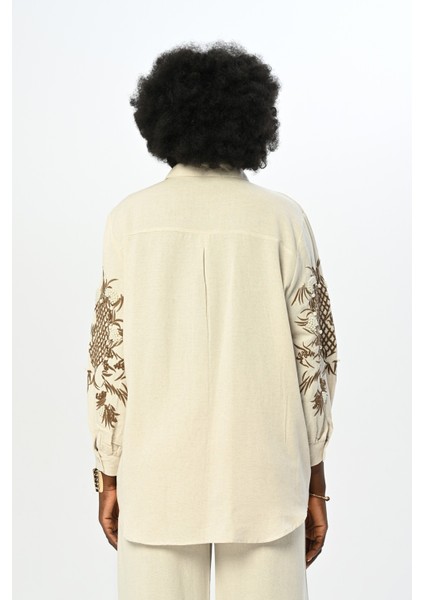 Kadın Kolları ve Nakışlı Boncuklu Oversize Gömlek indirimleri