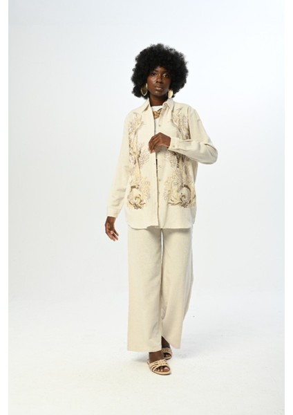 Kadın Önü Pul ve Payet Işlemeli Oversize Kesim Gömlek fırsatları