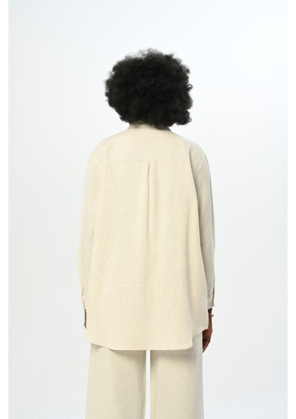 Kadın Önü Pul ve Payet Işlemeli Oversize Kesim Gömlek