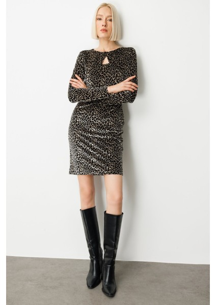 Kadın Leopar Desenli Mini Kadife Elbise 4037 Siyah fiyatları
